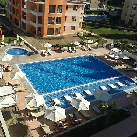 Apartment In St. Constantine And Helena Saints Constantine and Helena Esterno foto