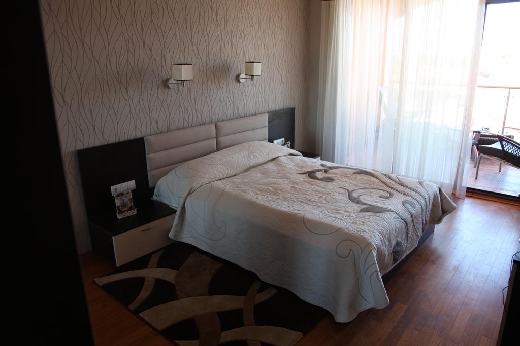 Apartment In St. Constantine And Helena Saints Constantine and Helena Esterno foto