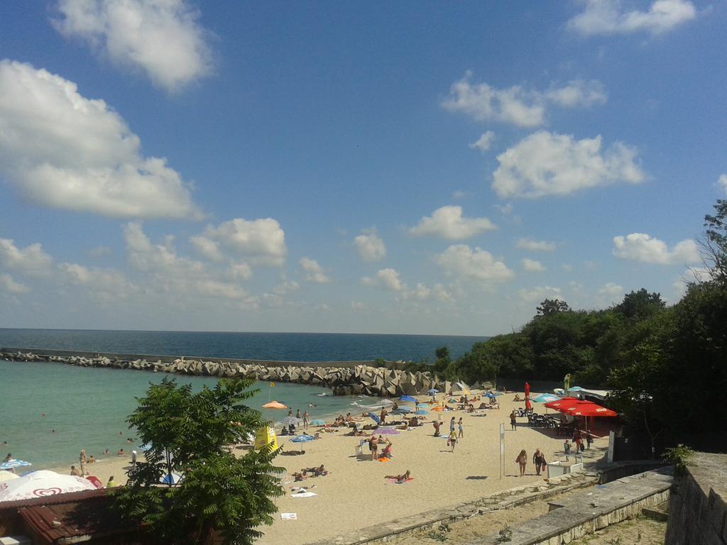 Apartment In St. Constantine And Helena Saints Constantine and Helena Esterno foto