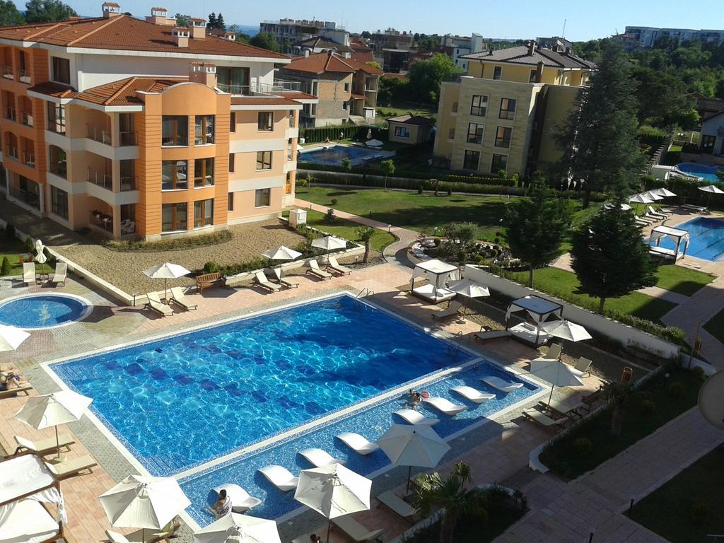 Apartment In St. Constantine And Helena Saints Constantine and Helena Esterno foto